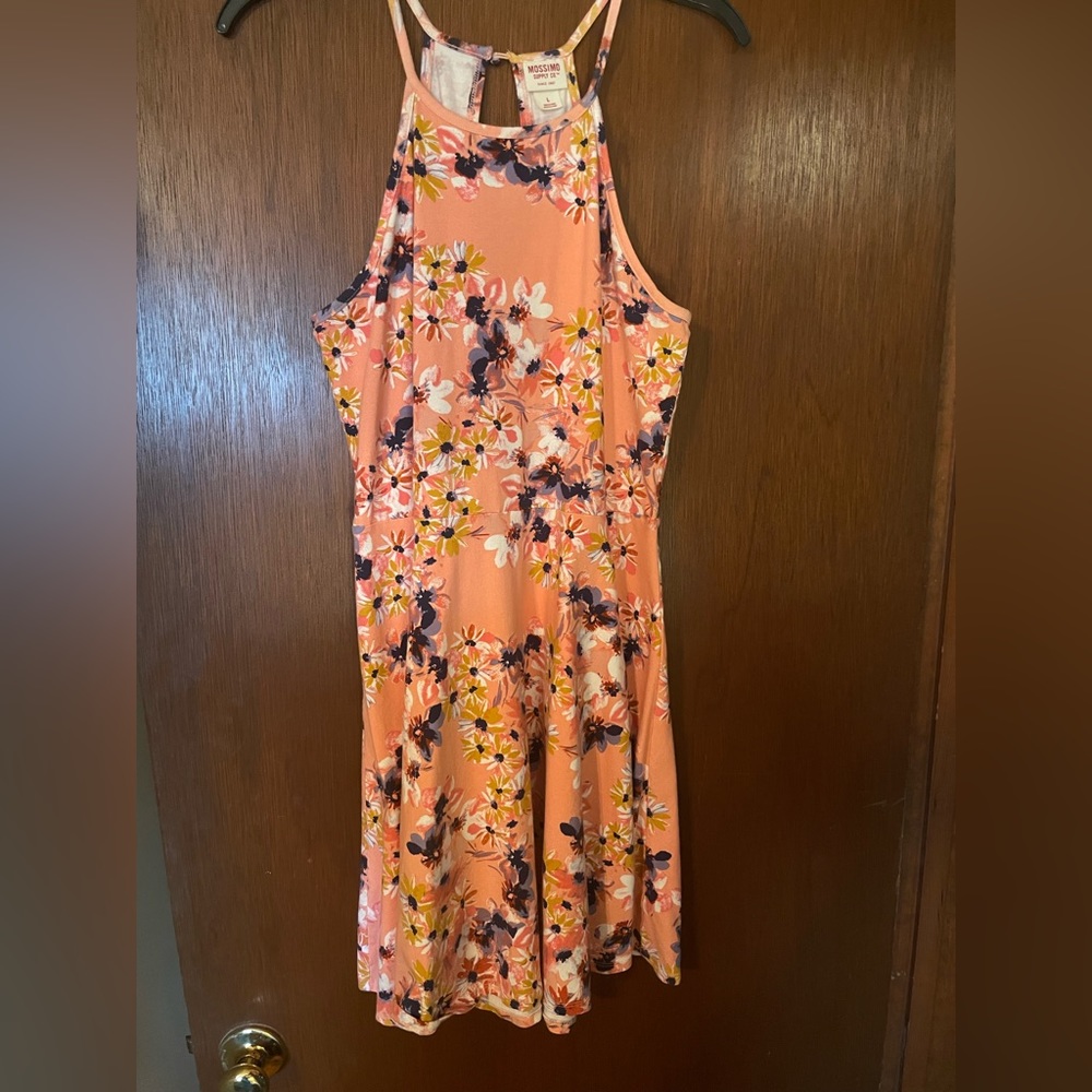 Floral print dress.